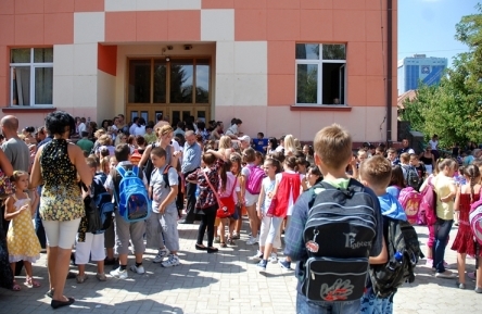Tre Bashki kane shkollat me te mbingarkuara: Nevojiten investime shtese